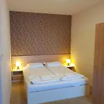 Mida Bed & Breakfast