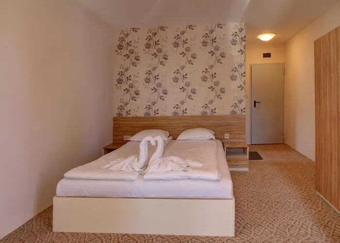 住宿加早餐酒店 Mida